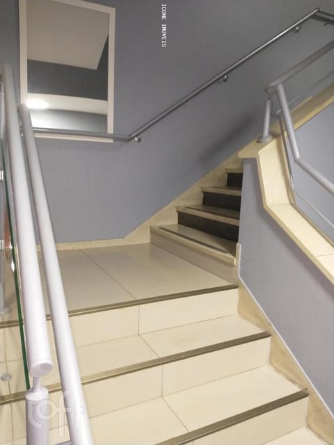 Image 7 - 253848